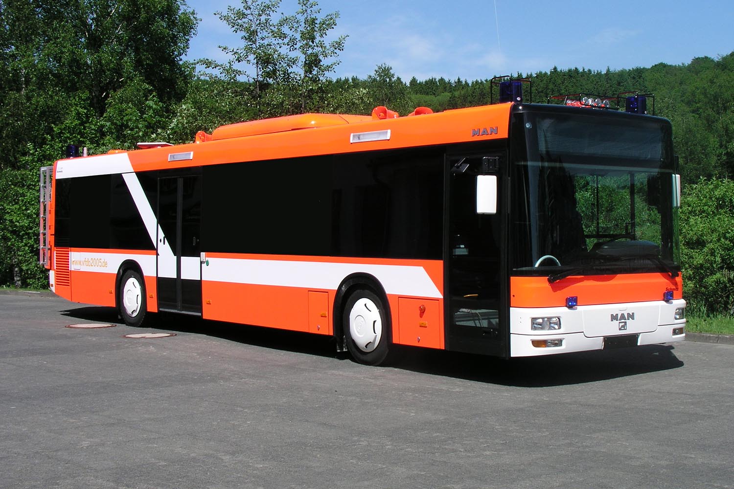 1304 ELW 3 Bus 001